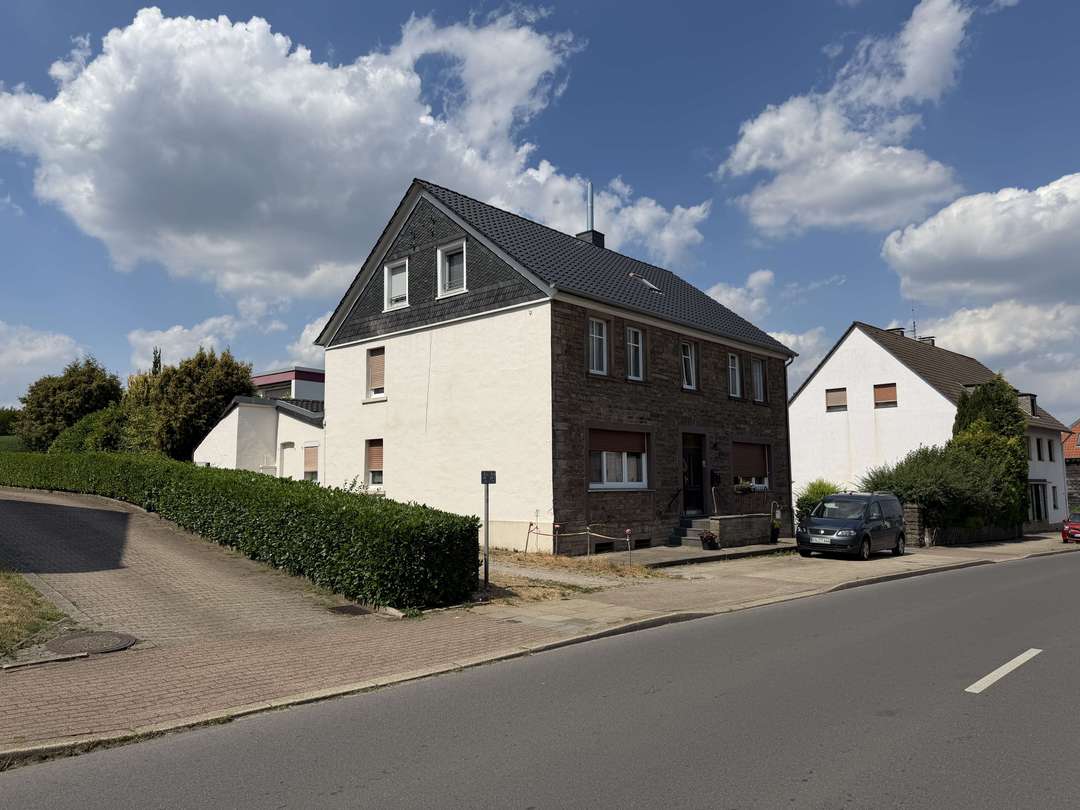 Dachgeschosswohnung zur Miete in Sprockhövel